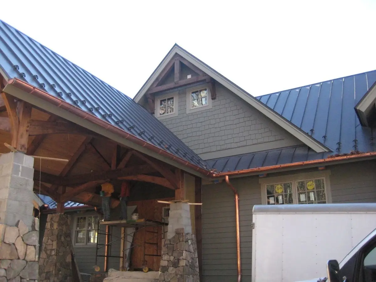 Craftsman Roofing team delivering quality roofing work in Lake Worth